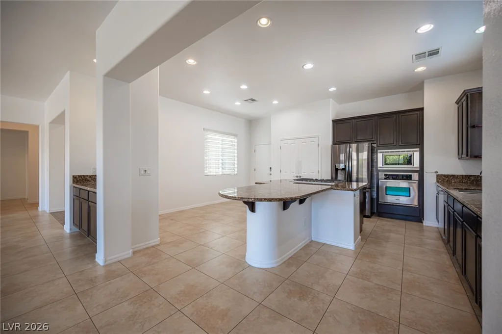 8618 Amber Autumn, Las Vegas, NV 89131
