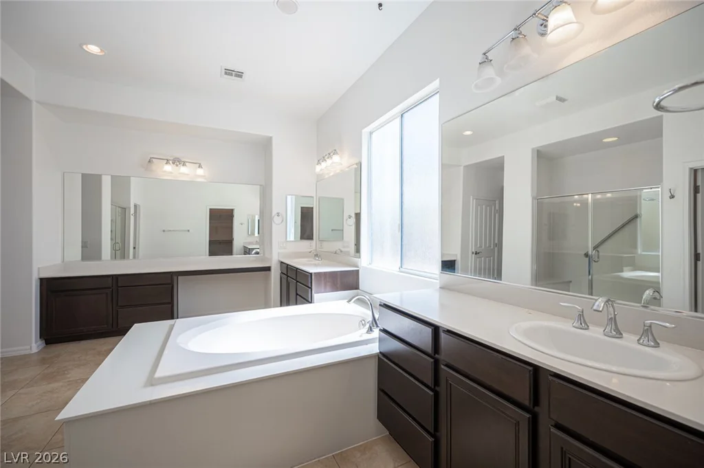 8618 Amber Autumn, Las Vegas, NV 89131