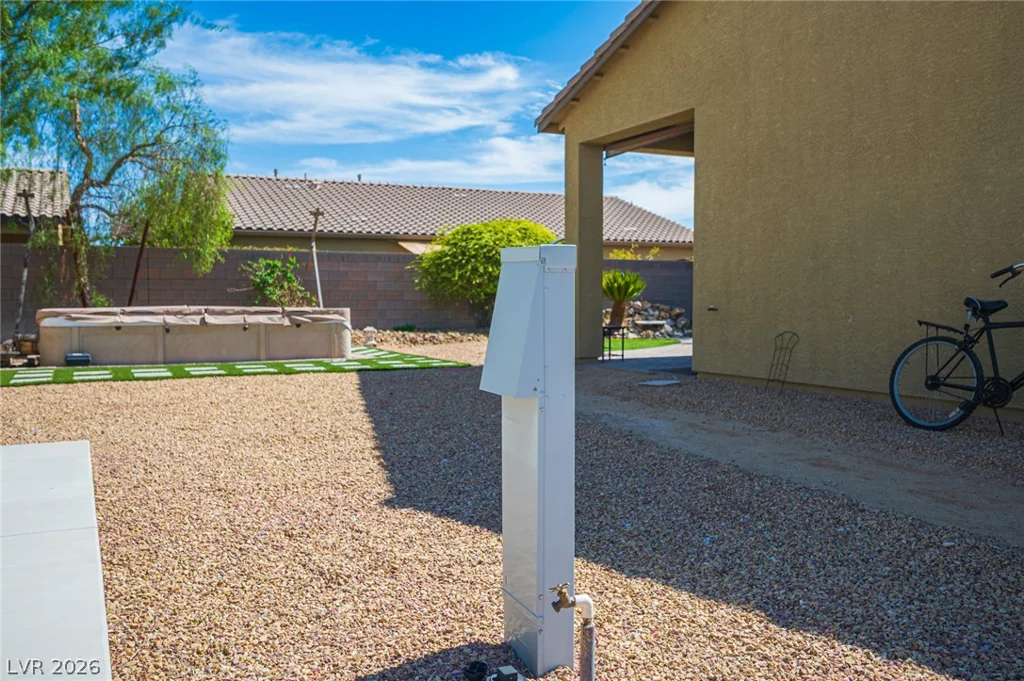 8618 Amber Autumn, Las Vegas, NV 89131