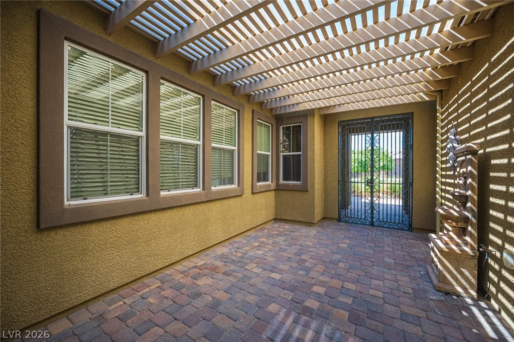8618 Amber Autumn, Las Vegas, NV 89131
