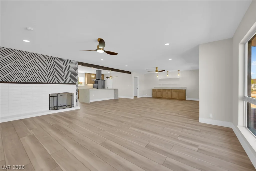 1725 Seneca, Las Vegas, NV 89169