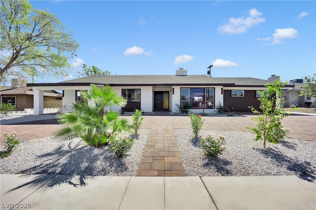 1725 Seneca, Las Vegas, NV 89169