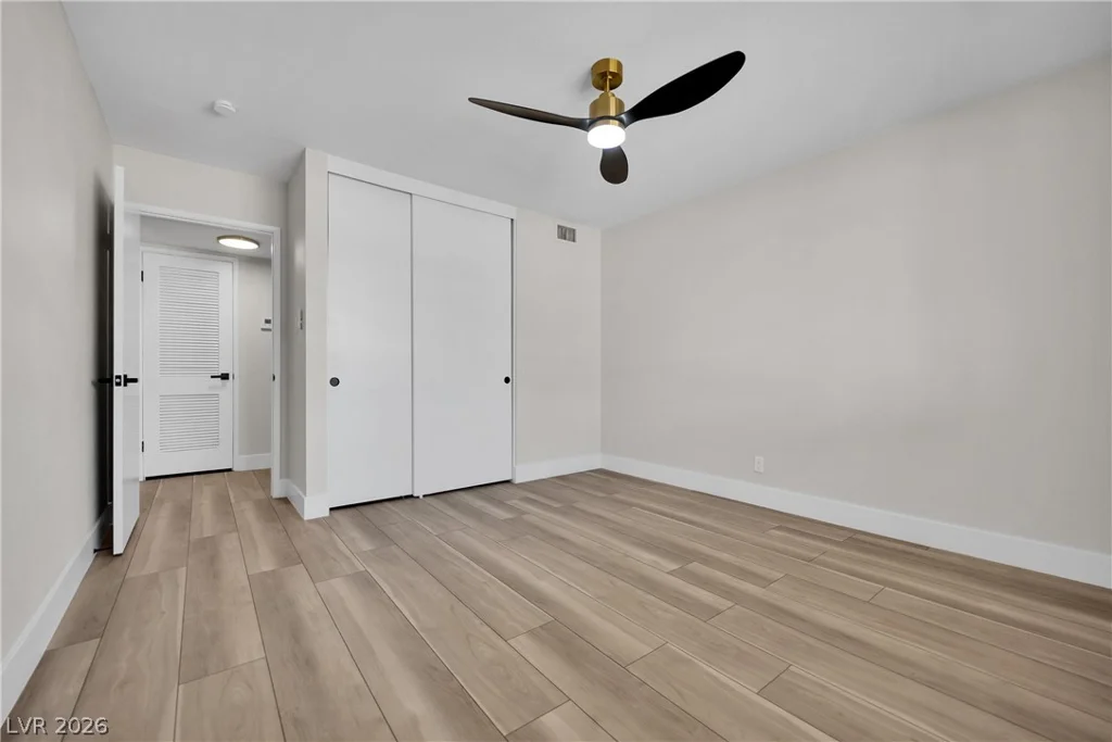 1725 Seneca, Las Vegas, NV 89169