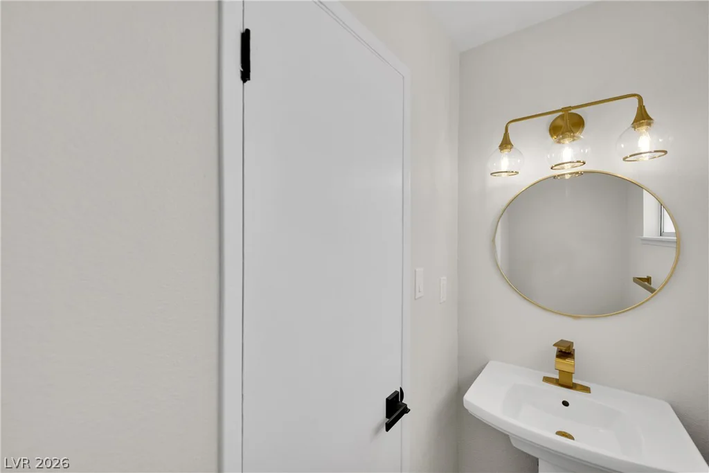 1725 Seneca, Las Vegas, NV 89169