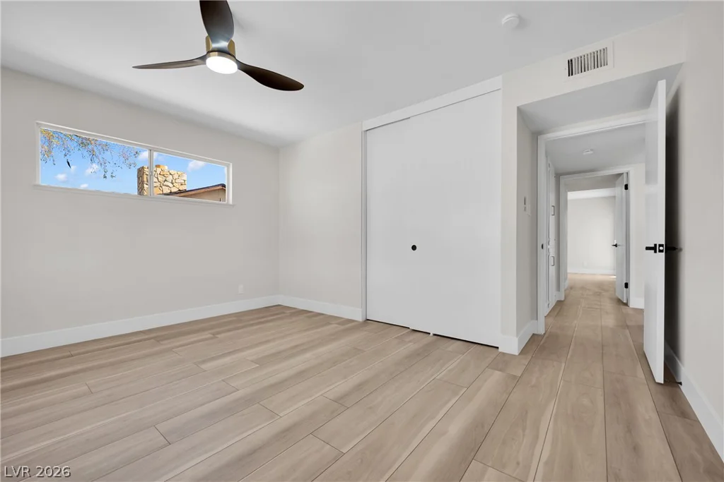 1725 Seneca, Las Vegas, NV 89169