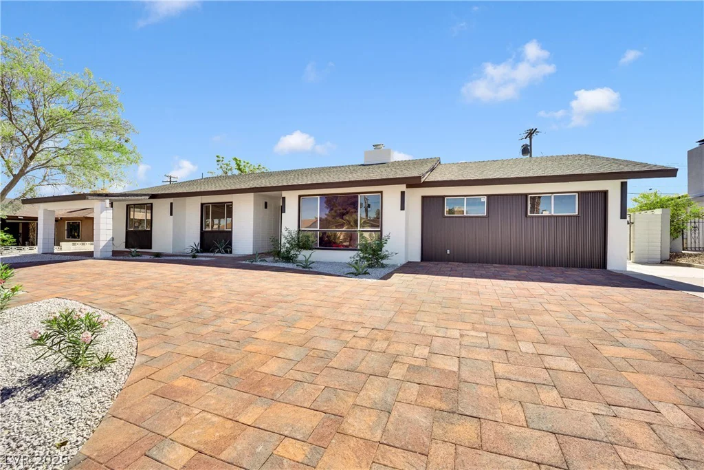 1725 Seneca, Las Vegas, NV 89169