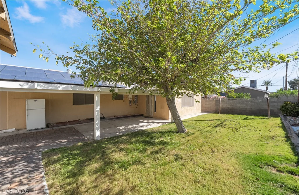 3809 Millwood, Las Vegas, NV 89121