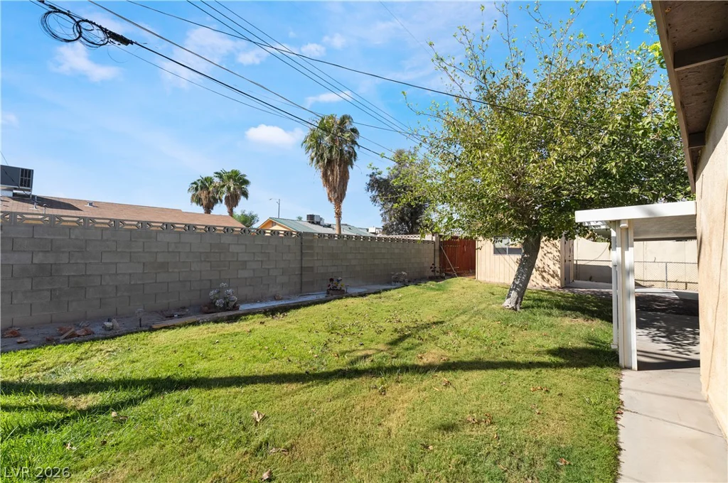 3809 Millwood, Las Vegas, NV 89121
