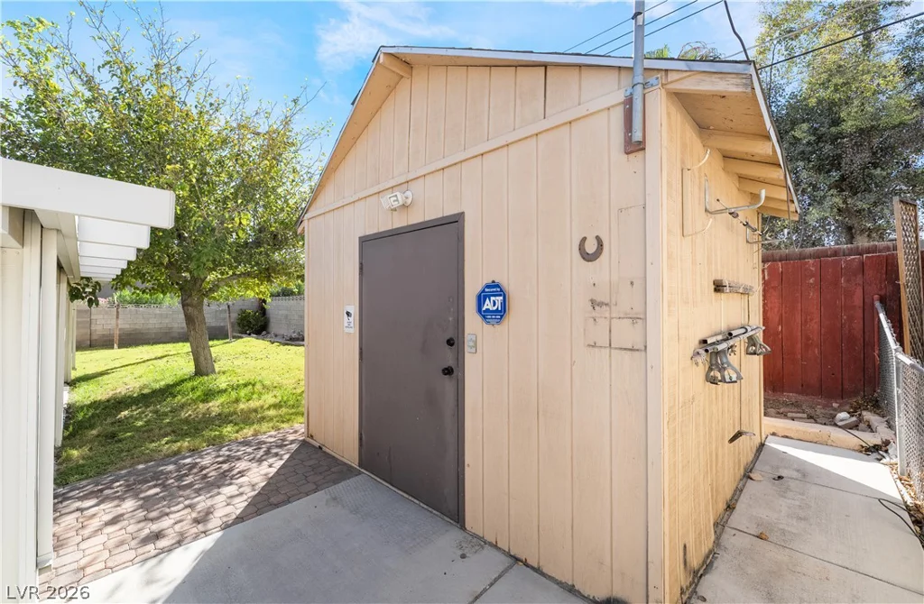 3809 Millwood, Las Vegas, NV 89121