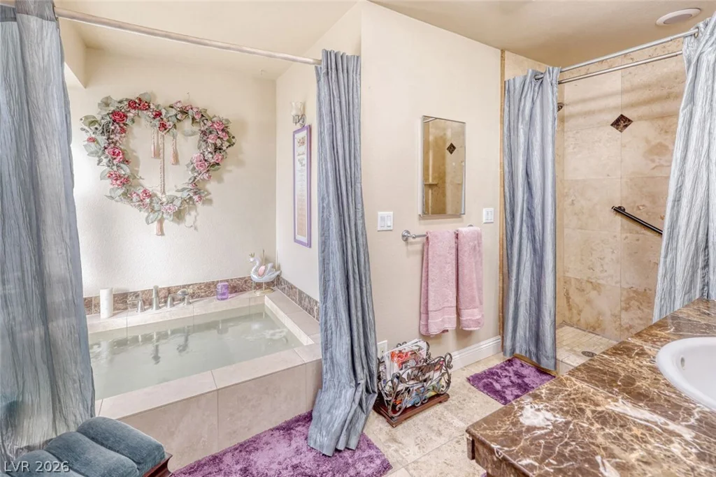 4591 Philadelphia, Las Vegas, NV 89104
