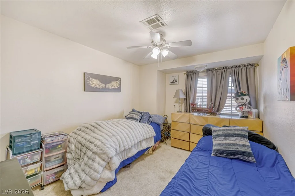 4591 Philadelphia, Las Vegas, NV 89104