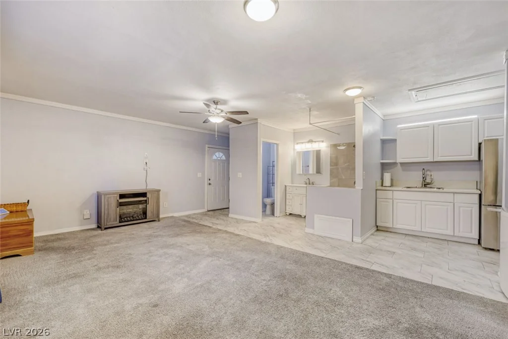 4591 Philadelphia, Las Vegas, NV 89104