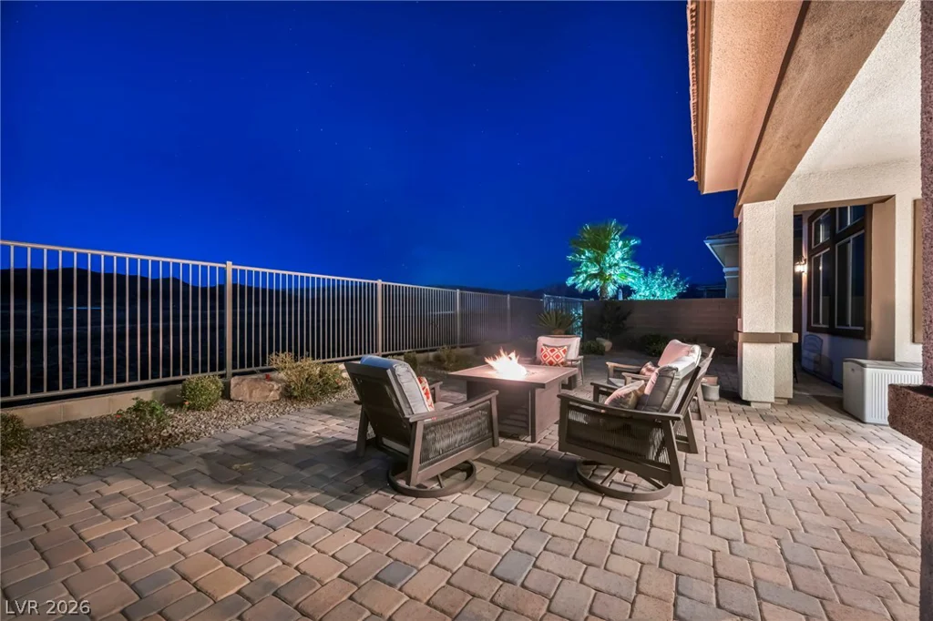 12319 Skyracer, Las Vegas, NV 89138