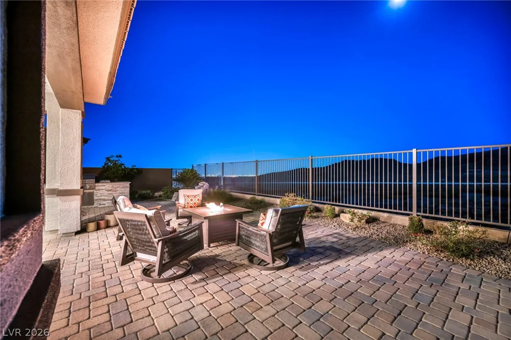 12319 Skyracer, Las Vegas, NV 89138