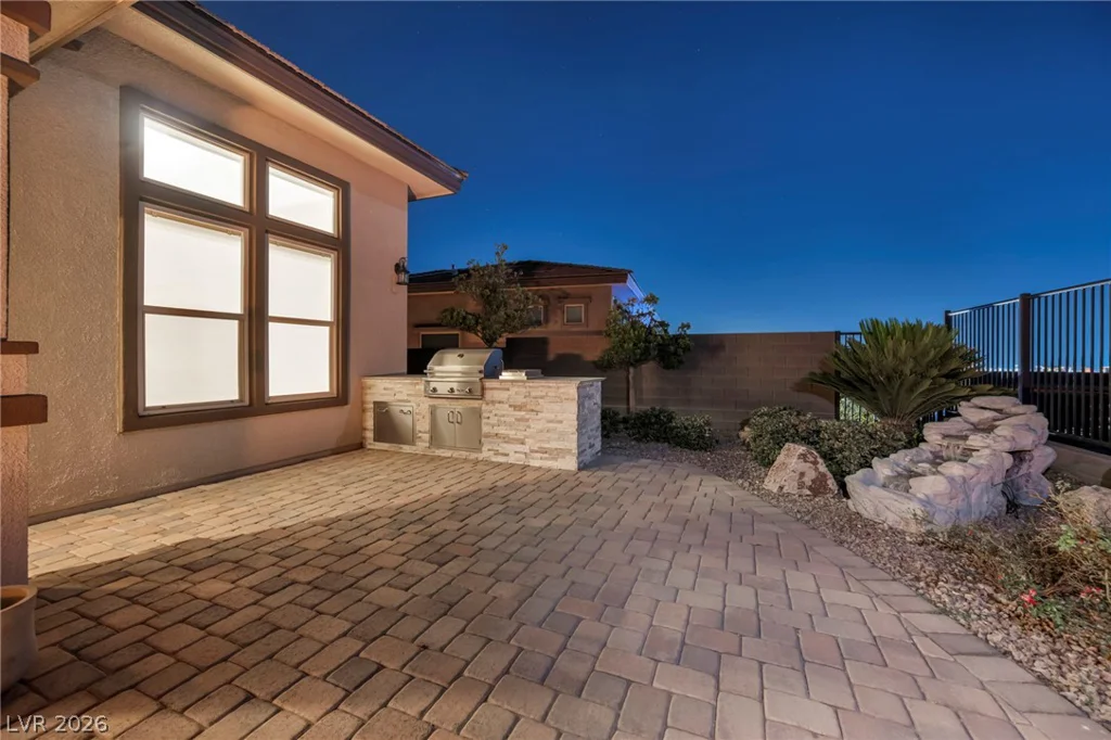 12319 Skyracer, Las Vegas, NV 89138