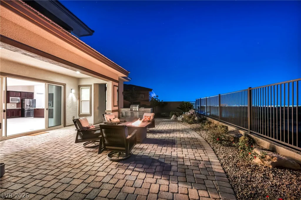 12319 Skyracer, Las Vegas, NV 89138