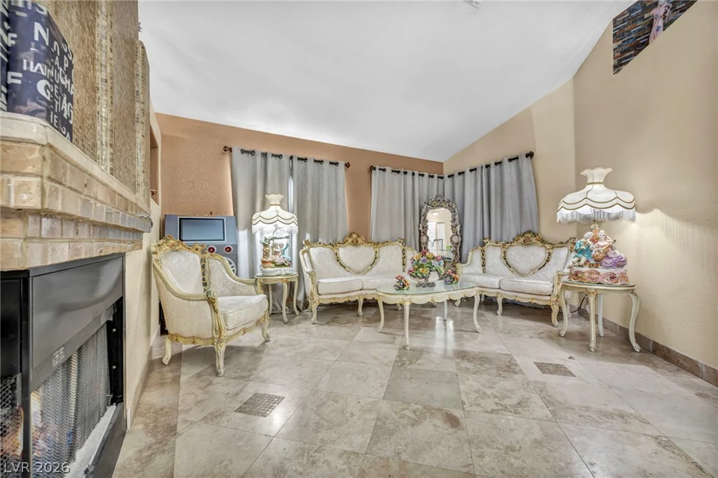 1111 Christy, Las Vegas, NV 89110