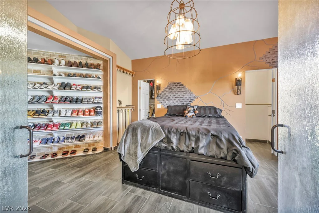 1111 Christy, Las Vegas, NV 89110