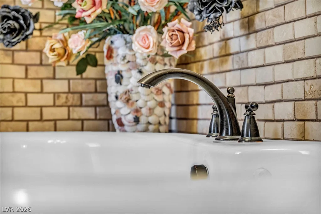 1111 Christy, Las Vegas, NV 89110