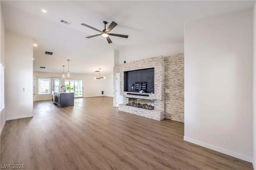 7504 Powder River, Las Vegas, NV 89131