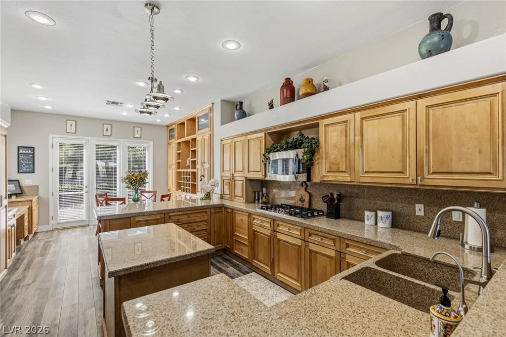 8060 Castle Pines, Las Vegas, NV 89113