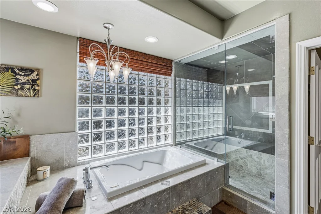 8060 Castle Pines, Las Vegas, NV 89113