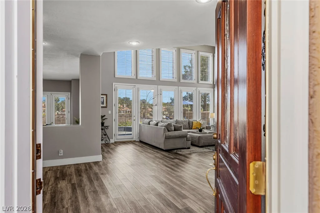 8060 Castle Pines, Las Vegas, NV 89113