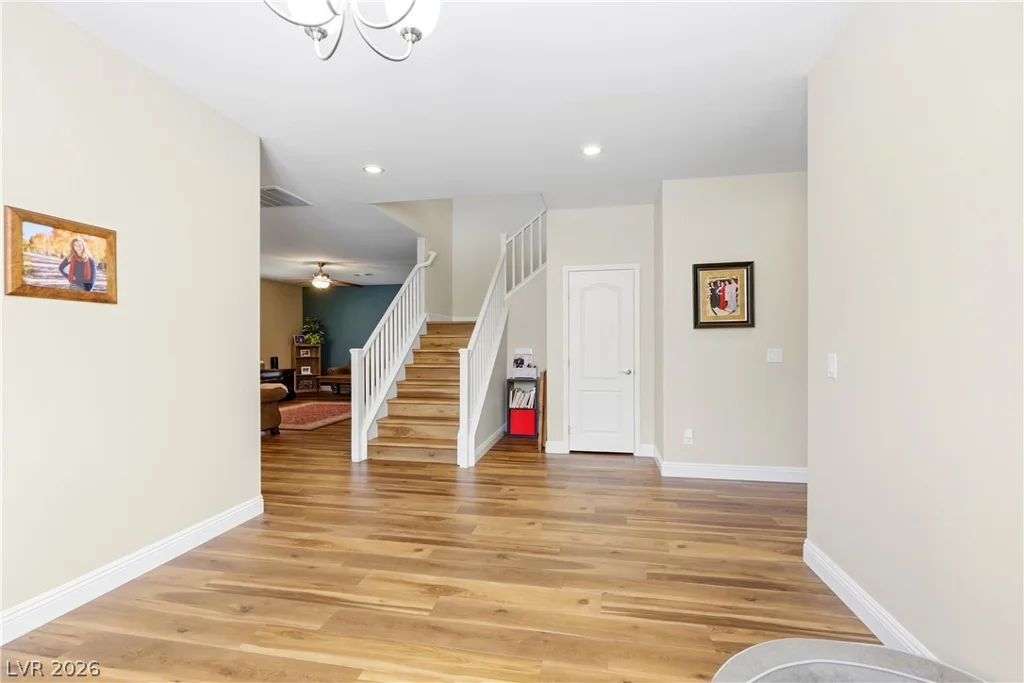 10315 Parkview Mountain, Las Vegas, NV 89166