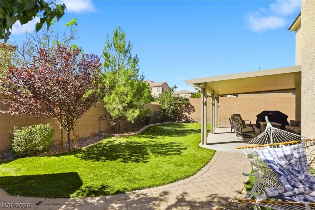 10315 Parkview Mountain, Las Vegas, NV 89166