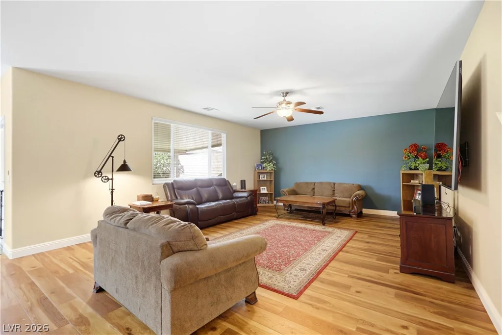 10315 Parkview Mountain, Las Vegas, NV 89166