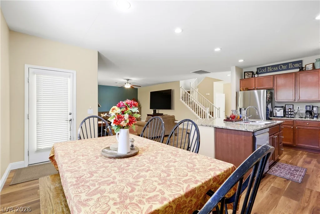 10315 Parkview Mountain, Las Vegas, NV 89166