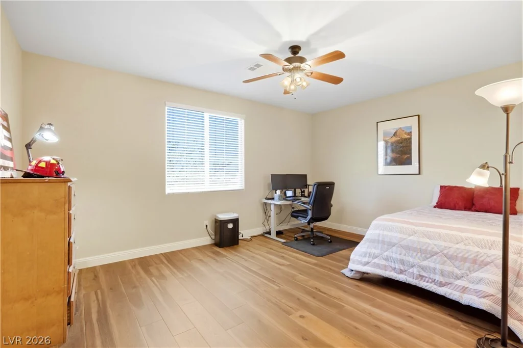 10315 Parkview Mountain, Las Vegas, NV 89166