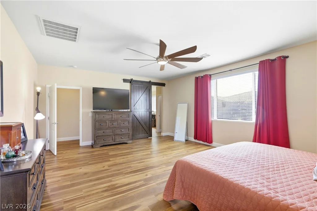 10315 Parkview Mountain, Las Vegas, NV 89166