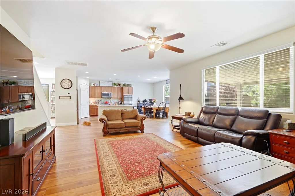 10315 Parkview Mountain, Las Vegas, NV 89166