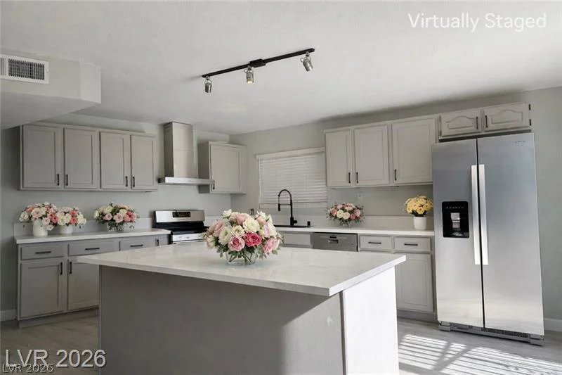 6489 Bugbee, Las Vegas, NV 89103