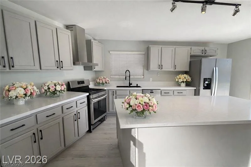 6489 Bugbee, Las Vegas, NV 89103