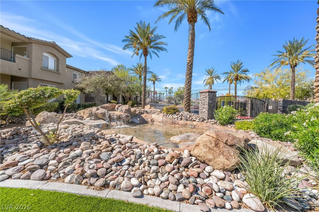 4400 Jones, Las Vegas, NV 89103