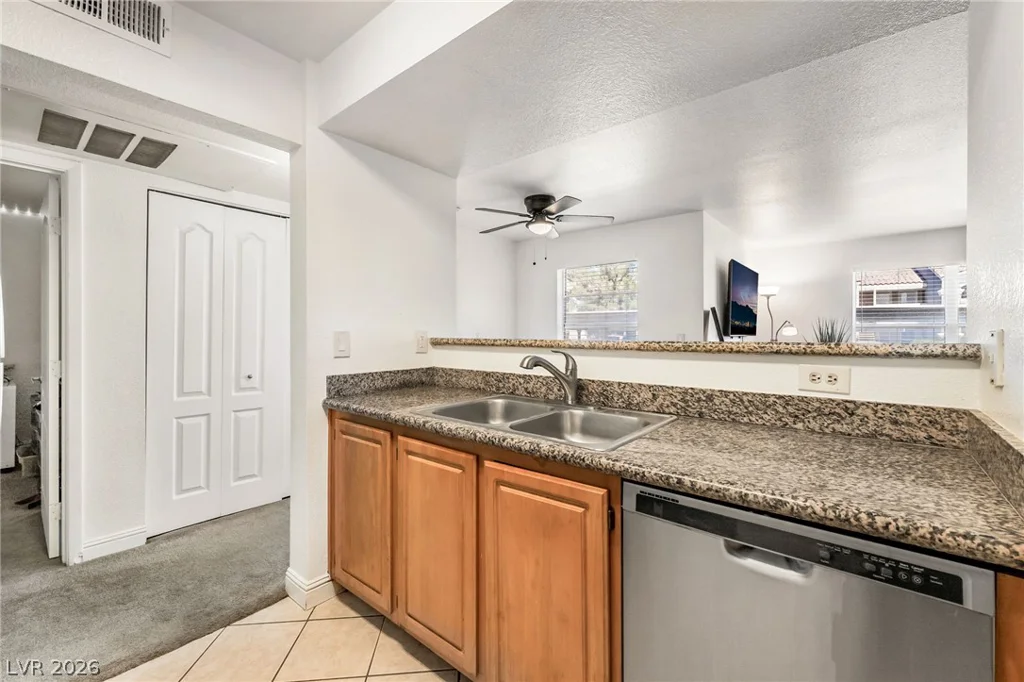 5055 Hacienda, Las Vegas, NV 89118