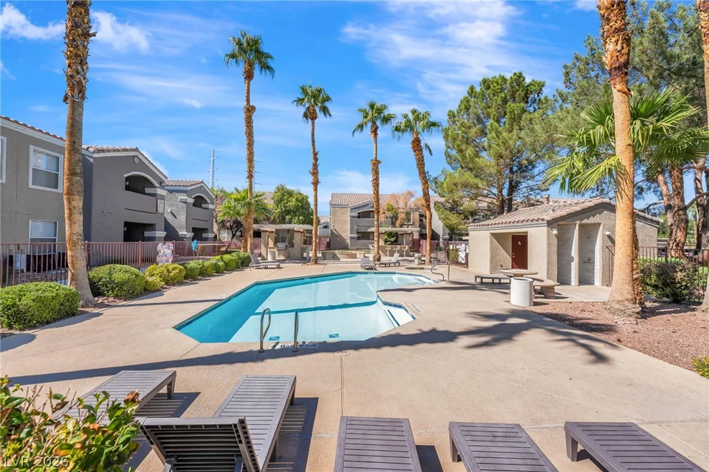 5055 Hacienda, Las Vegas, NV 89118