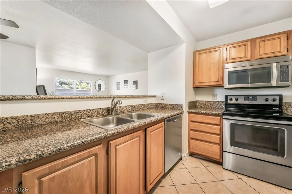 5055 Hacienda, Las Vegas, NV 89118