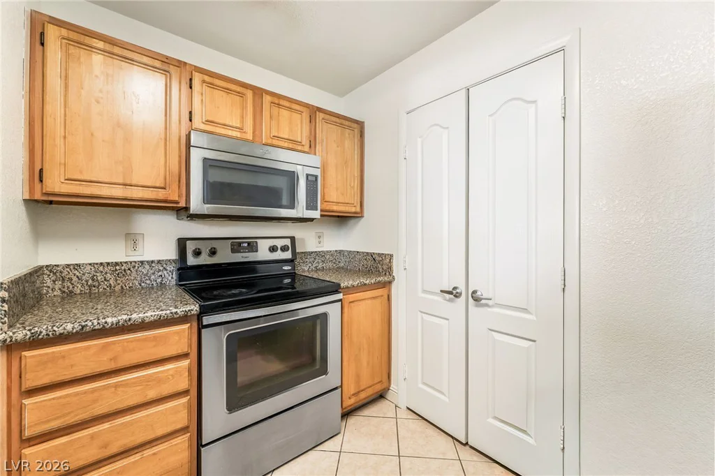 5055 Hacienda, Las Vegas, NV 89118