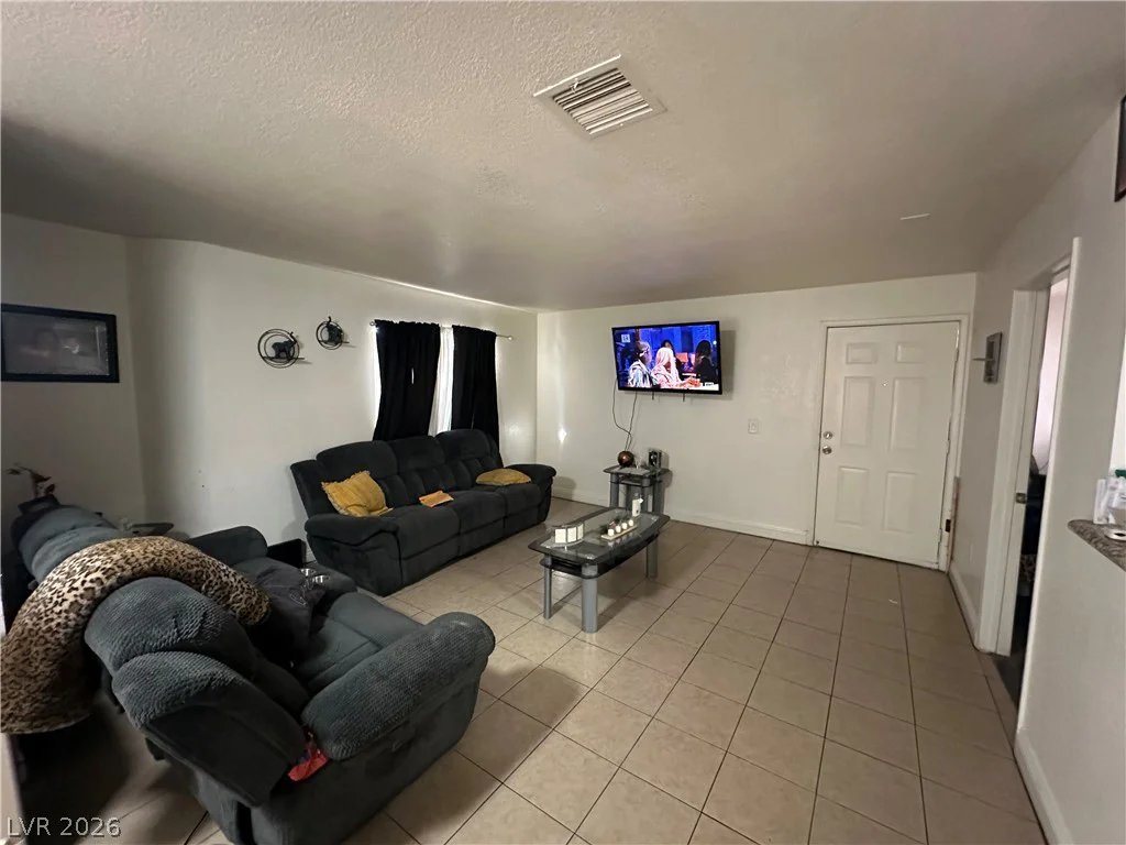 6800 Lake Mead, Las Vegas, NV 89156