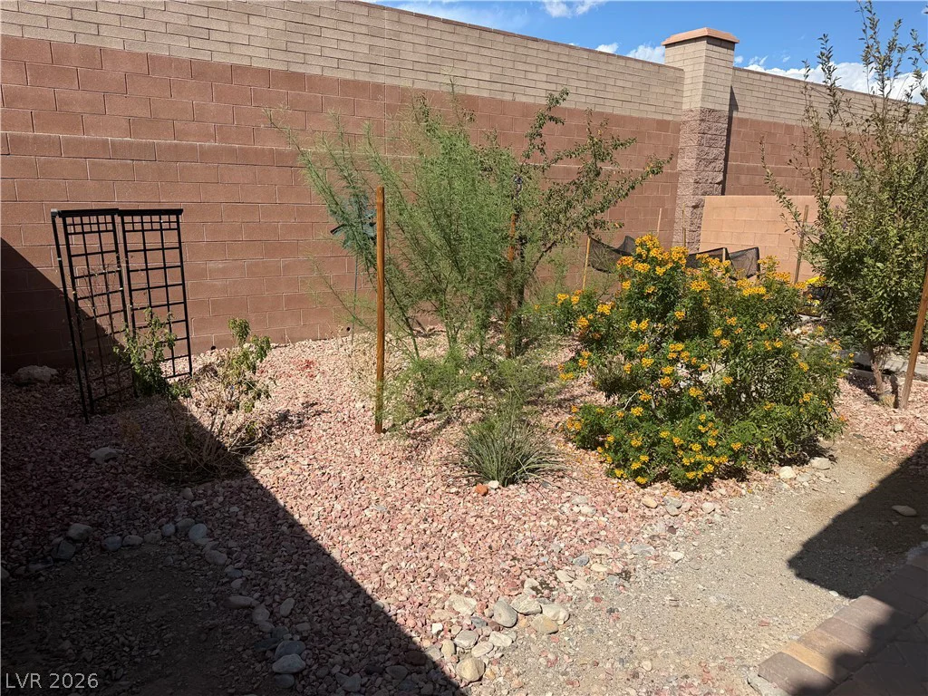 7879 Shoreline Ridge, Las Vegas, NV 89166