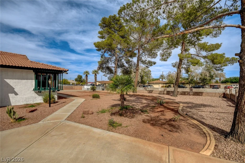 1401 Sharon, Las Vegas, NV 89106