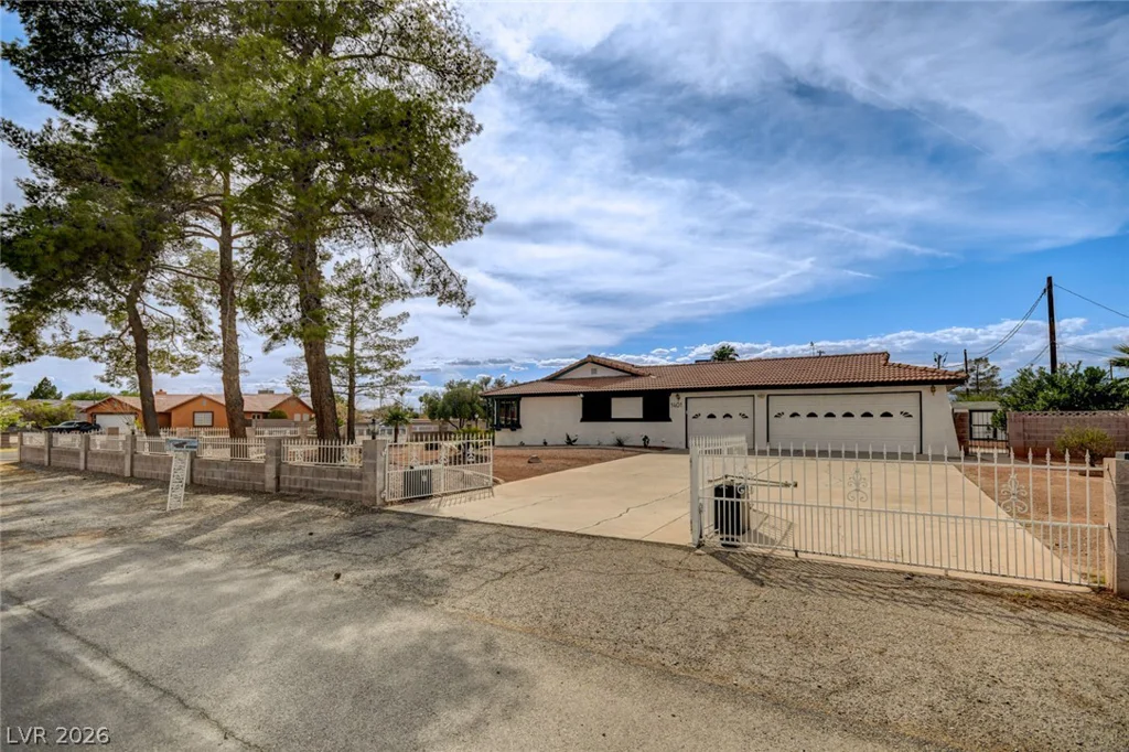 1401 Sharon, Las Vegas, NV 89106