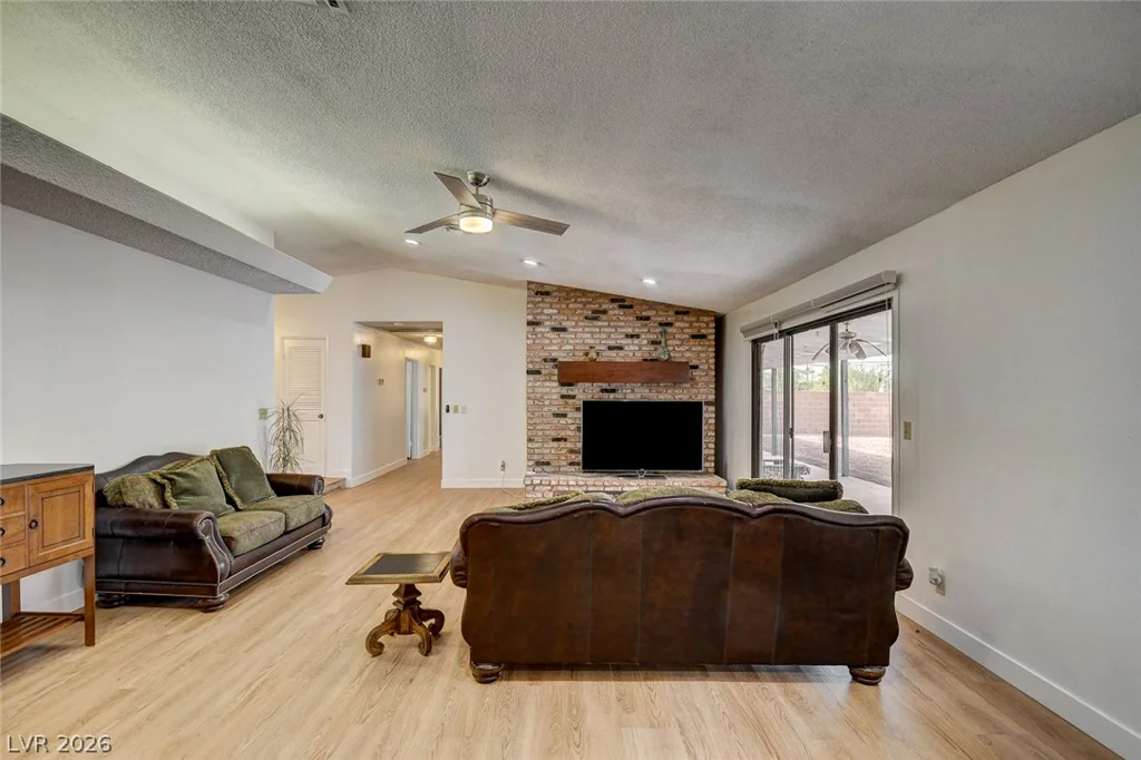 1401 Sharon, Las Vegas, NV 89106