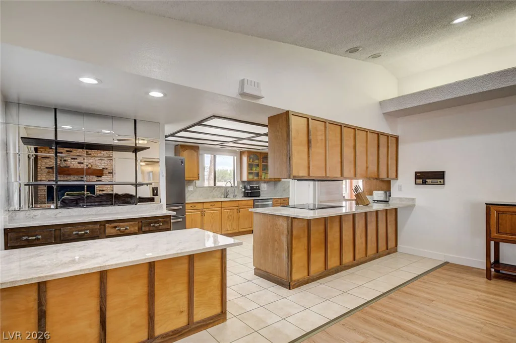 1401 Sharon, Las Vegas, NV 89106