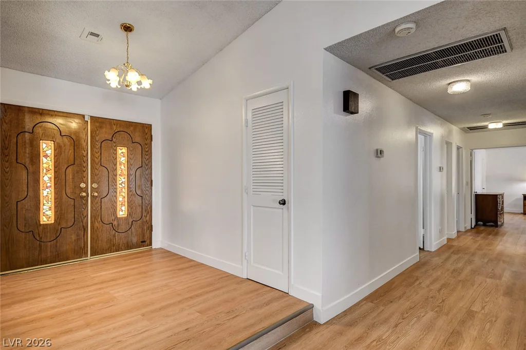 1401 Sharon, Las Vegas, NV 89106