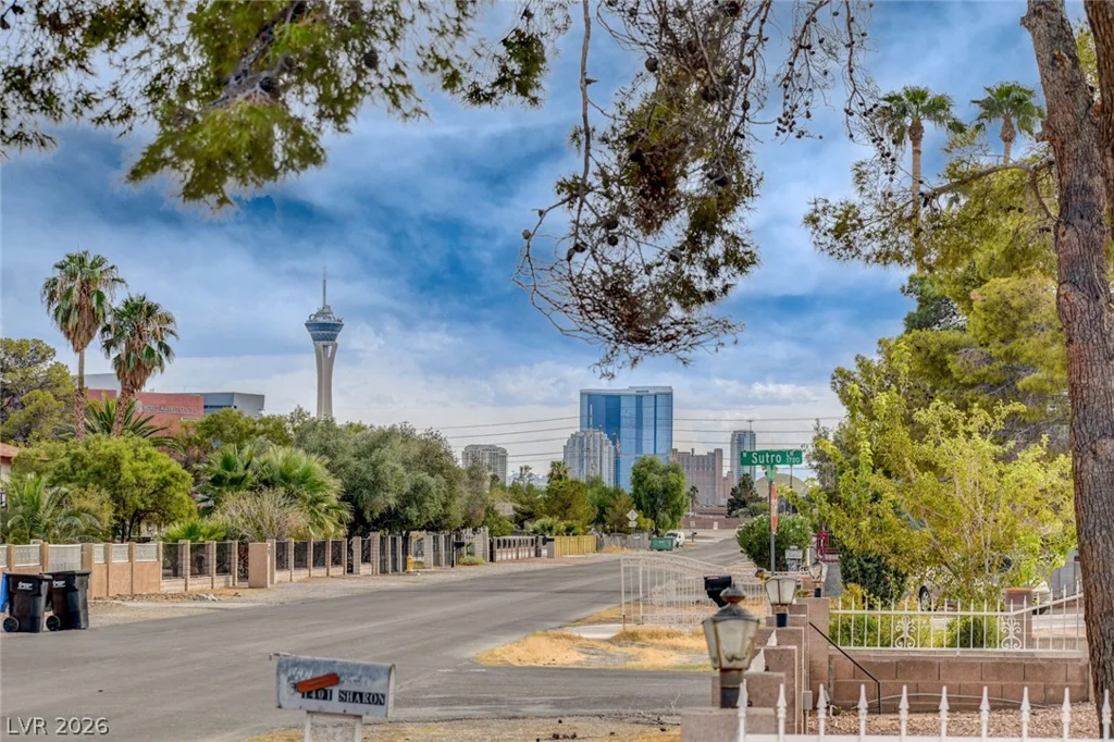 1401 Sharon, Las Vegas, NV 89106