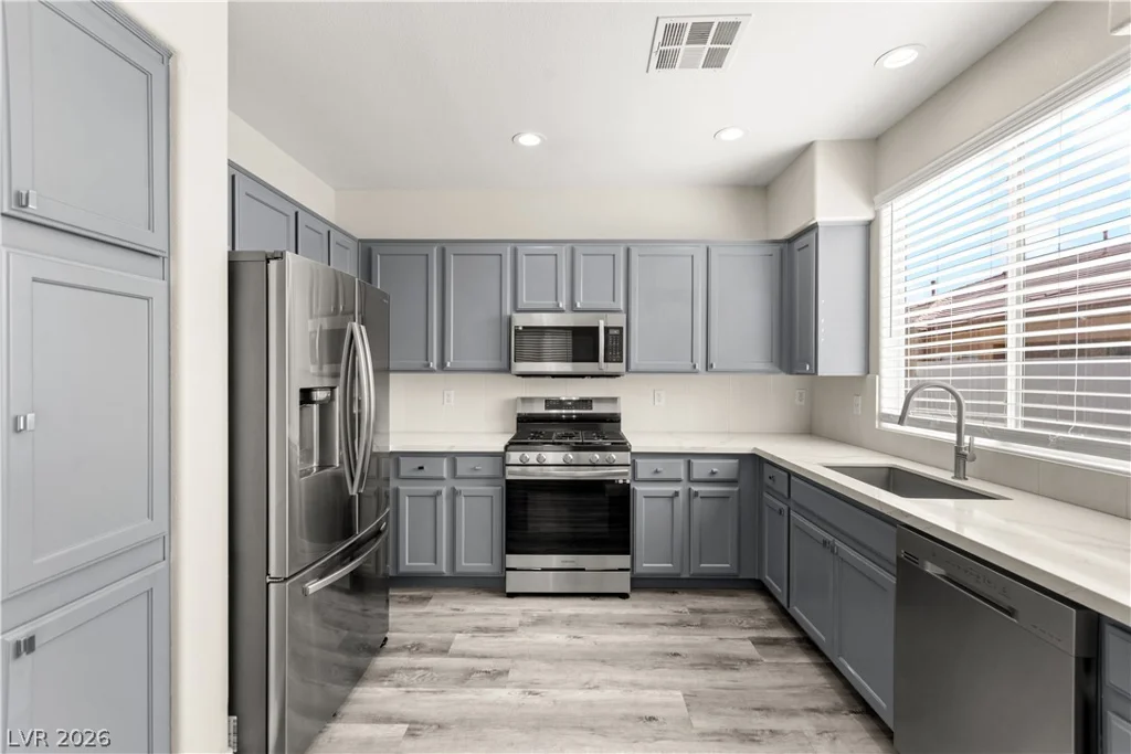 7229 Fountain Village, Las Vegas, NV 89113